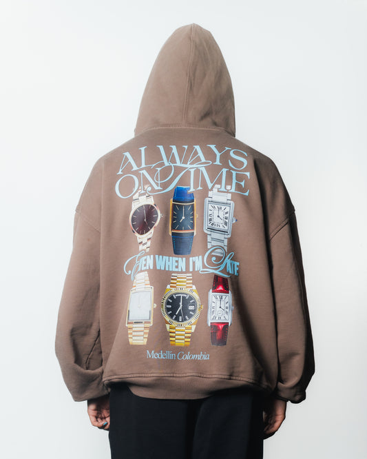 HOODIE ON TIME