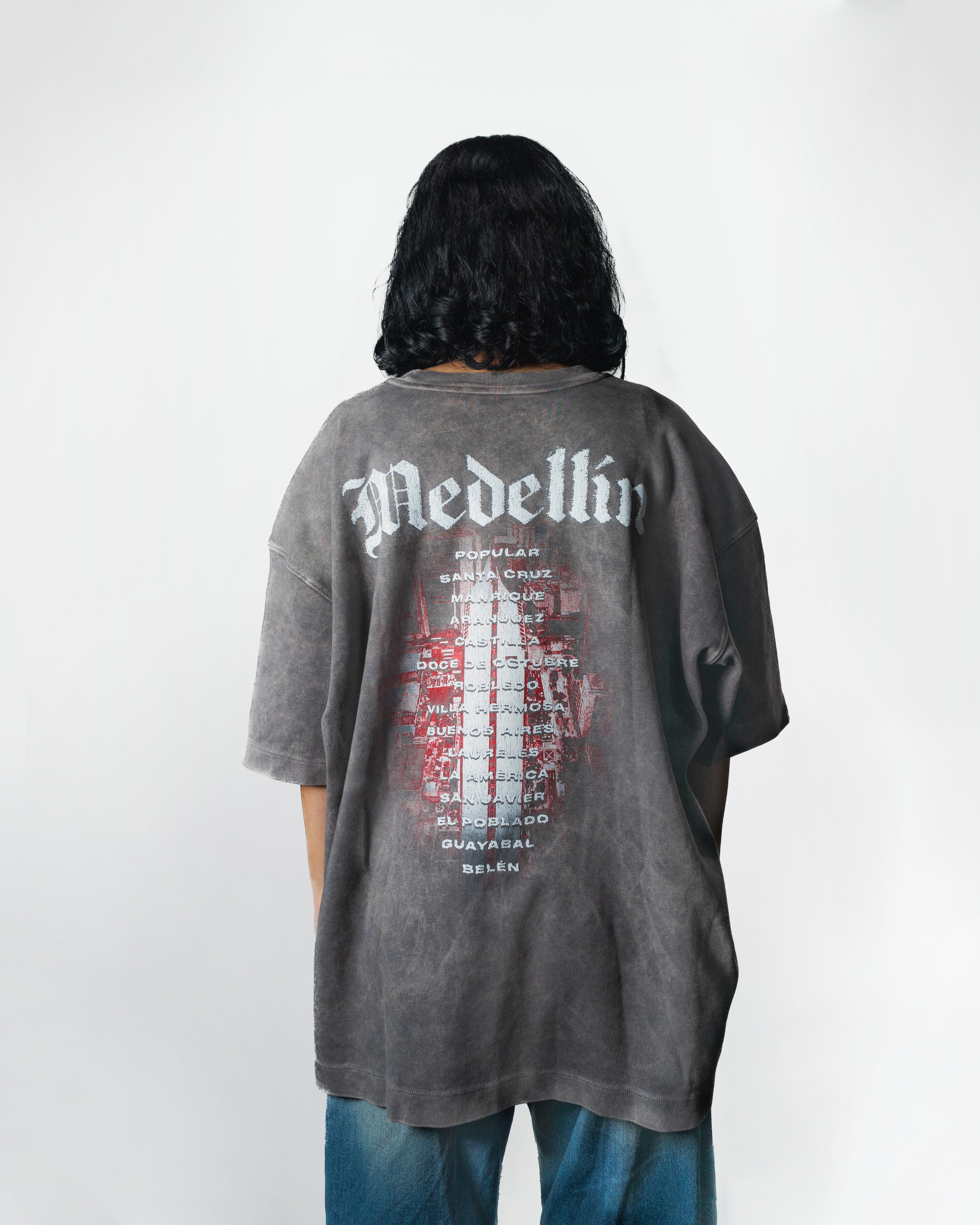 MEDELLÍN TEE